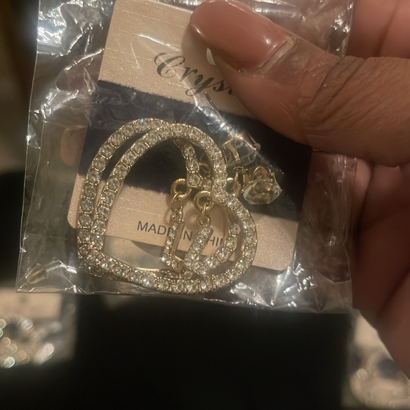 Initial Earring - Picture 5 of 6